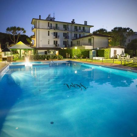 Hotel Marilu Eraclea Mare Eksteriør bilde